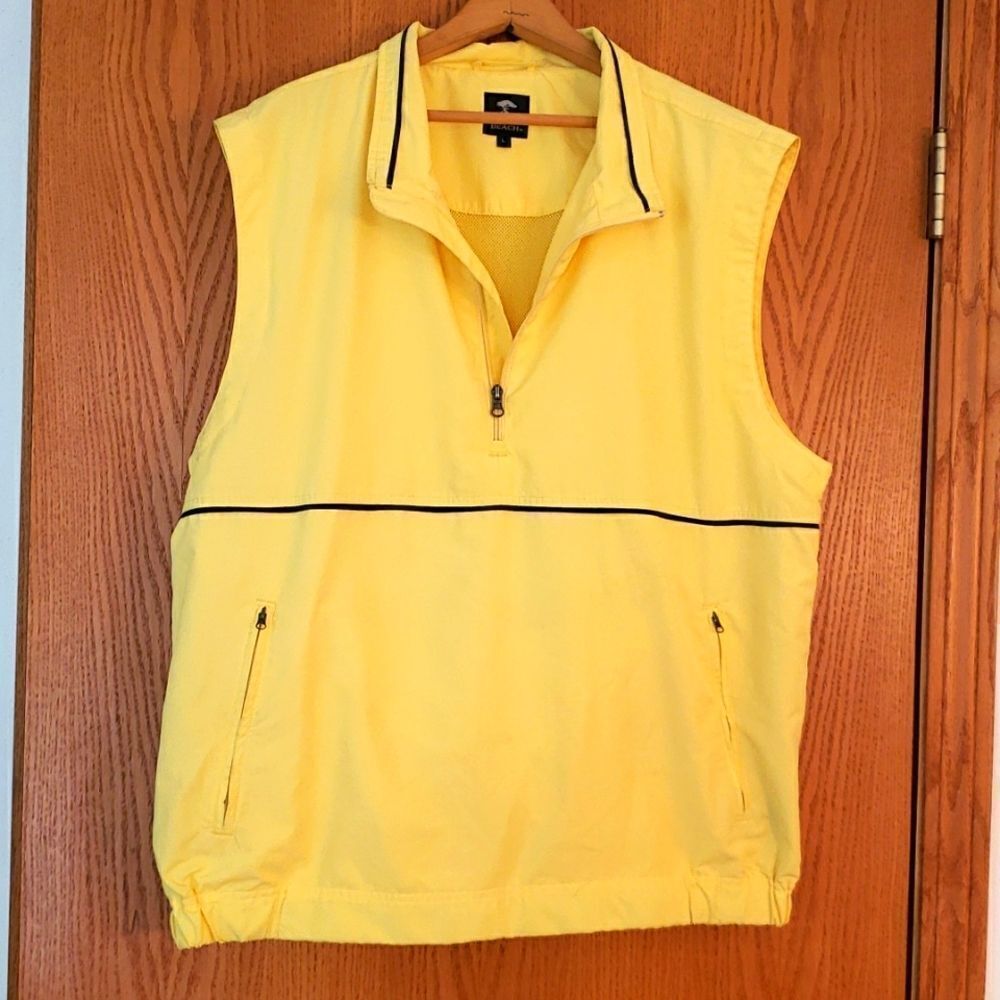 Bright Yellow Pebble Beach Golf Vest Sz L